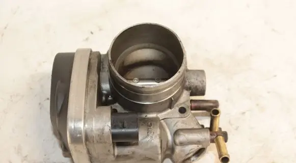 Audi A3 S3 8P Throttle valve 06A133062AB