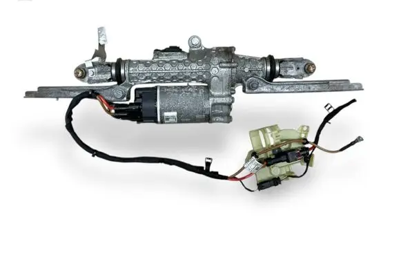BMW 5 G30 G31 G38 Rear steering column 6895076 33346895076