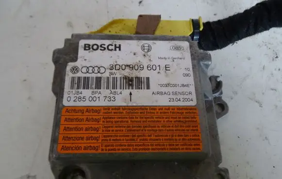 Volkswagen Touareg I Airbag control unit/module 3D0909601E