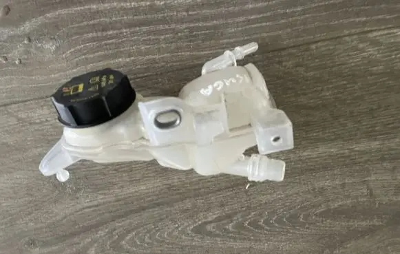 Ford Kuga III Coolant expansion tank/reservoir FSA