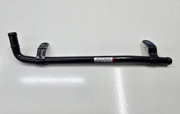 Seat Leon (5F) Engine coolant pipe/hose 5Q0121070AP