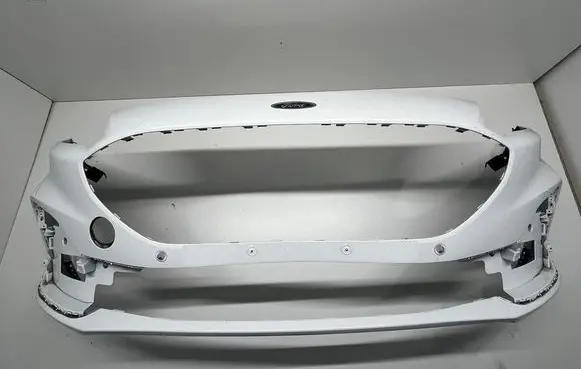 Ford Kuga III Front bumper C090864871 LV4B17F003
