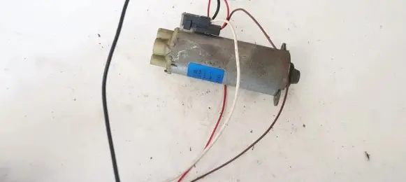Mercedes-Benz S W220 Seat adjustment motor 013002568 901354-101