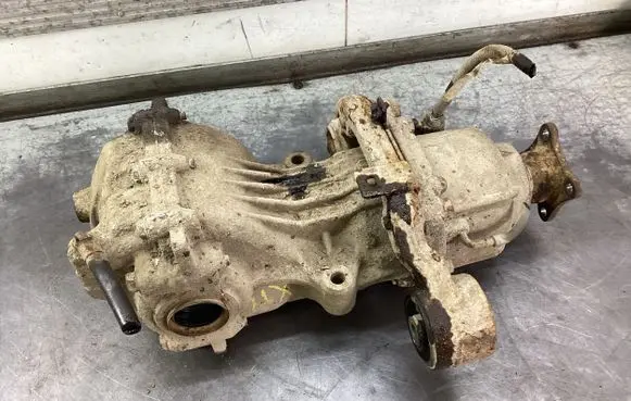 Nissan X-Trail T30 Rear differential R145