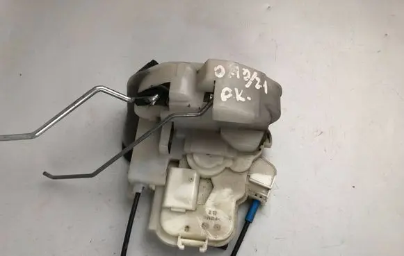 Subaru Outback Front door lock 61032AJ150