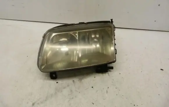 Volkswagen Polo Headlight/headlamp