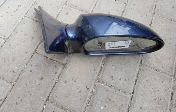 Hyundai Sonata Front door electric wing mirror