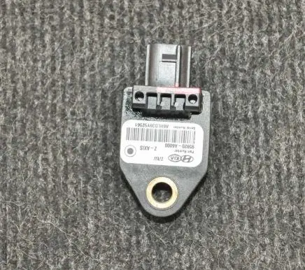 KIA Ceed Airbag deployment crash/impact sensor 95920A6000