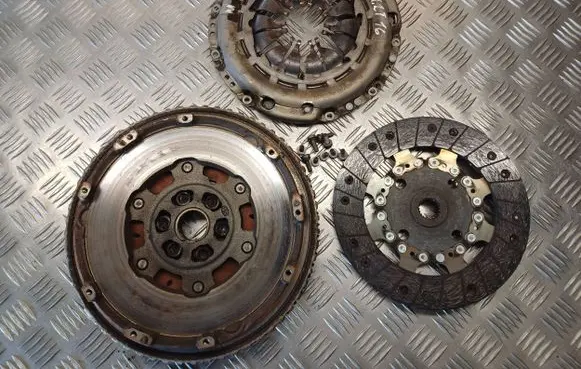 Renault Kangoo II Clutch set kit 302100495R