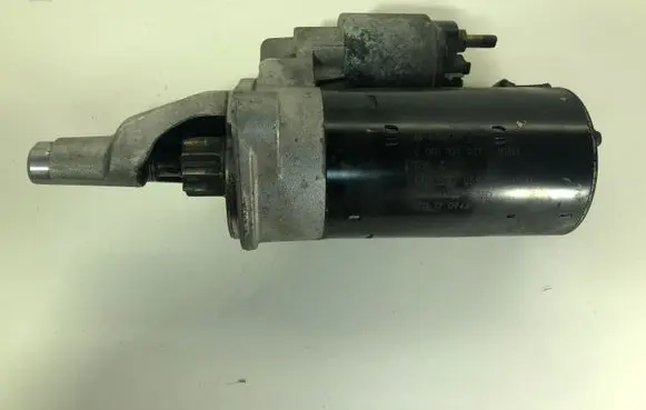 Audi A6 S6 C5 4B Starter motor 059911023H 0001109021