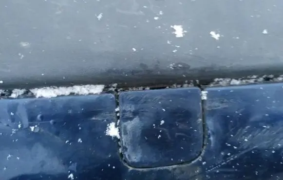 Rear bumper row hook cap/cover