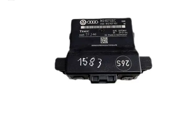 Audi A3 S3 8P Gateway control module 1K0907530C