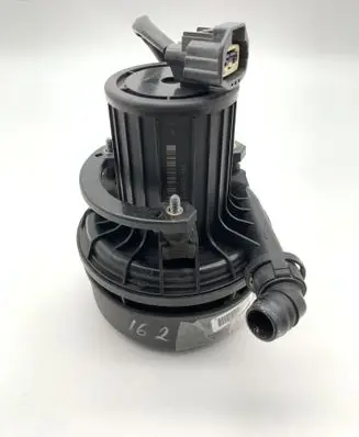 Jaguar XK - XKR Secondary air pump 6W839A486AA 6W839S495AB