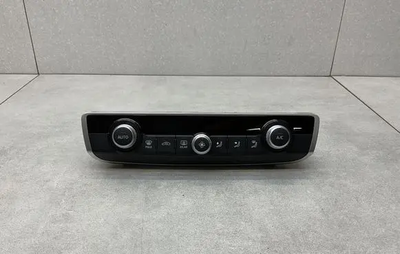 Audi A3 S3 8V Climate control unit 8V0820043M