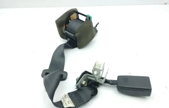 Mazda 6 Rear seatbelt T86376T