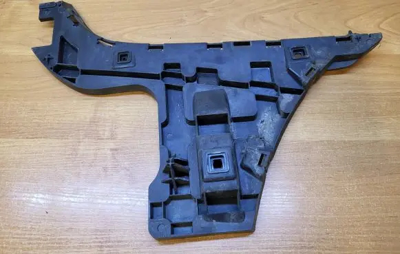 Volvo S80 Rear bumper mounting bracket 30655131 S3DHA