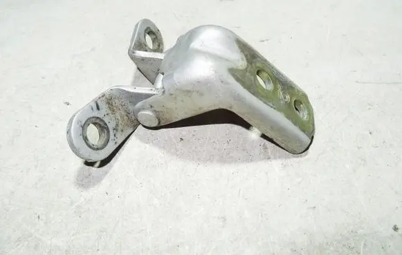 Hyundai Santa Fe Rear door upper hinge A046057