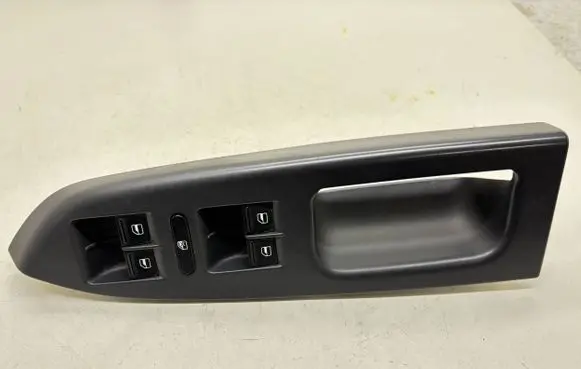 Volkswagen Touran I Electric window control switch 1T1867371H