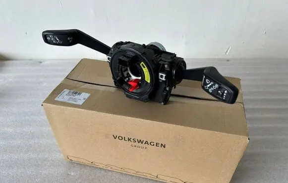 Volkswagen Touareg III Headlight wiper switch 760953507C