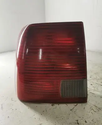 Volkswagen PASSAT B5 Rear/tail lights 3B5945095F