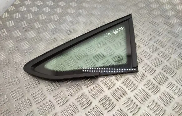 Volkswagen Golf Sportsvan Front triangle window/glass 43R011582 510845411L