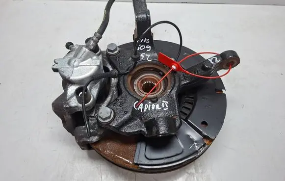 Renault Captur II Front wheel hub spindle knuckle S27612509