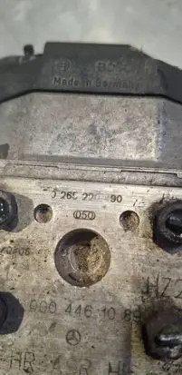 Mercedes-Benz Vito Viano W638 ABS Pump 0265220490
