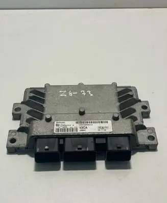 Ford Fiesta Engine control unit/module AV2112A650CA S180047012