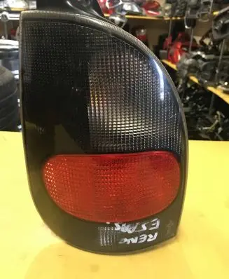 Renault Espace III Rear/tail lights