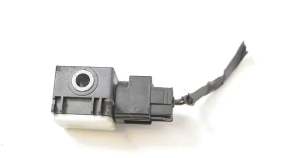 Hyundai Santa Fe Airbag deployment crash/impact sensor 21080113 959303L100