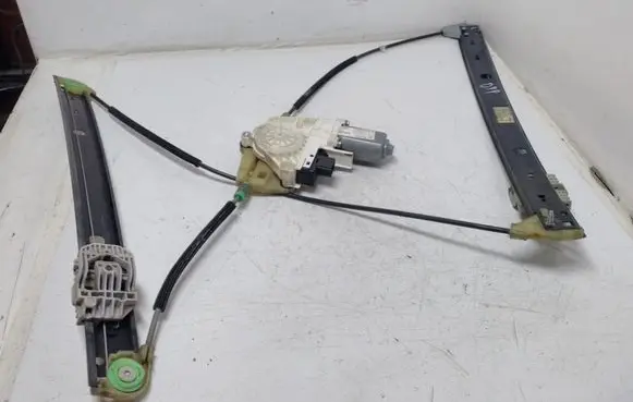Audi Q7 4L Front door window regulator with motor 4L0837462A 4L0959802B