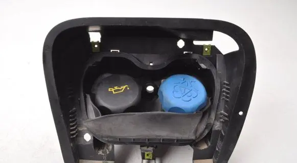 Porsche Boxster 987 Oil fill pipe 98755137801