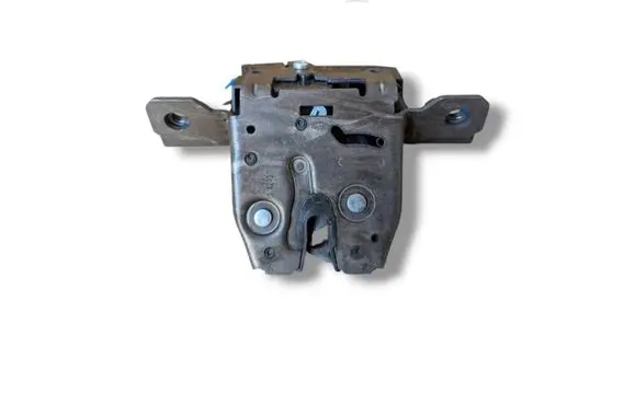 Opel Astra J Tailgate/trunk/boot lock/catch/latch 13581023