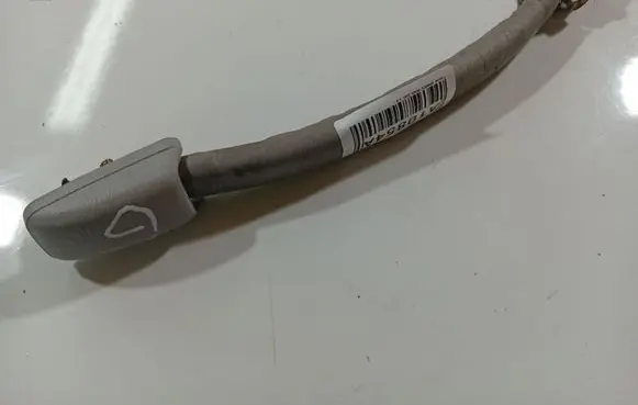 Rear interior roof grab handle