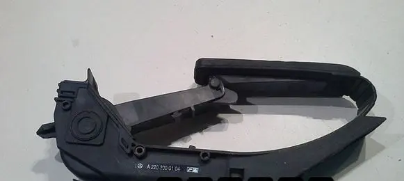 Mercedes-Benz S W221 Accelerator throttle pedal 2203000104