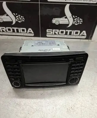 Mercedes-Benz ML W164 Navigation unit CD/DVD player 