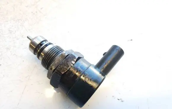 Audi A4 S4 B7 8E 8H Valve vacuum 0281002785 057130764c