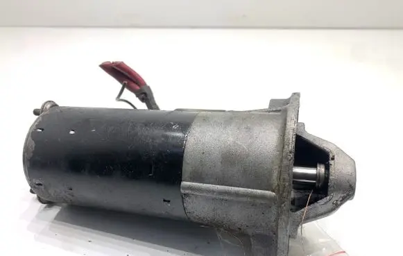 Volvo V70 Starter motor 0001108167