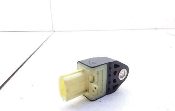 Subaru Forester SH Airbag deployment crash/impact sensor 98237AG000