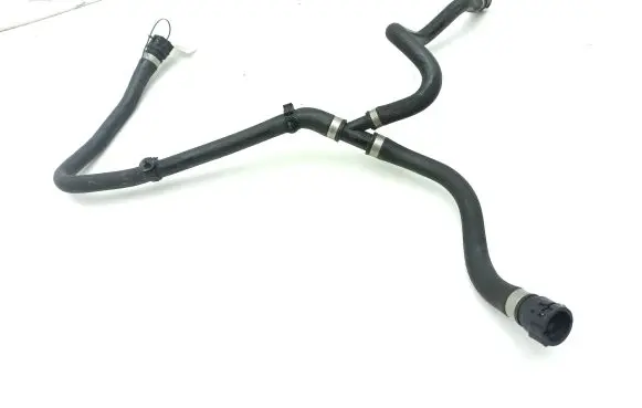 Engine coolant pipe/hose