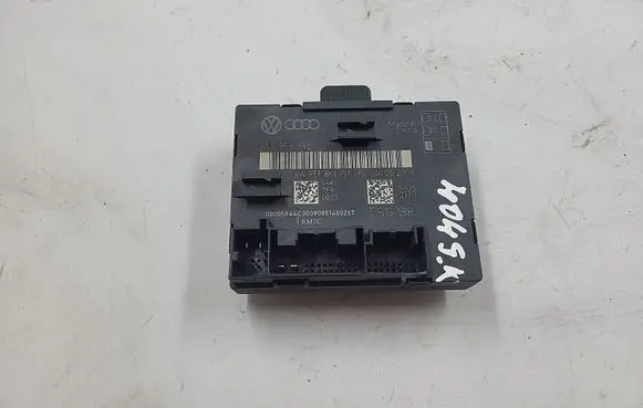 Audi A4 S4 B8 8K Door control unit/module 8K0959795