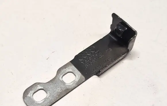 Audi A5 Fender mounting bracket 8W6821434 441802S