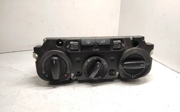 Volkswagen PASSAT B6 Climate control unit 74730921 537011CF