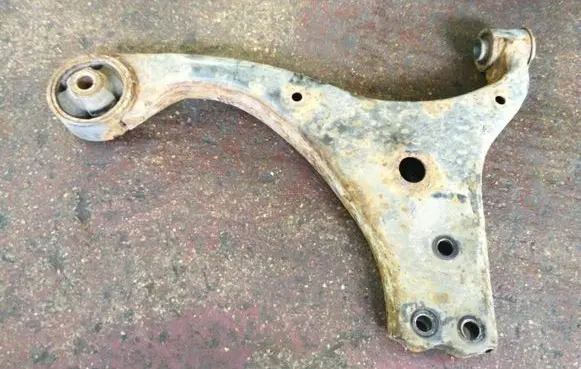 KIA Ceed Front lower control arm/wishbone