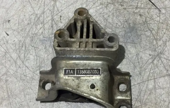 Fiat Ducato Engine mount bracket 1358087080