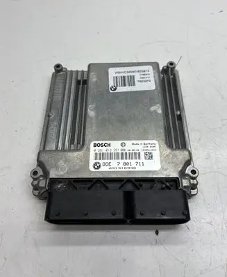 BMW 3 E90 E91 Engine control unit/module 0281013251 031316936 7801711