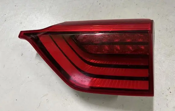 KIA Sportage Tailgate rear/tail lights