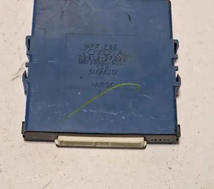 Toyota Corolla Verso AR10 Combustion control unit/module 896180F020 MB1238009021