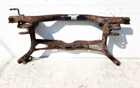 Volkswagen Golf V Rear subframe 