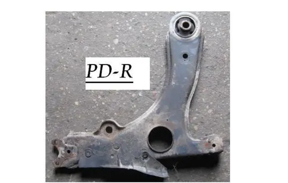 Volkswagen PASSAT B4 Front lower control arm/wishbone 357407158 2049410545